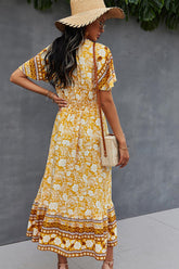 Robe cache-cœur à manches flottantes de style bohème